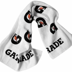 Brand new ⌛ Gatorade Towel 💯
